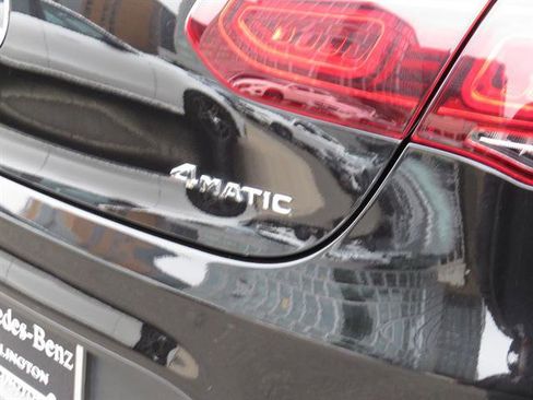 Certified 2022 Mercedes-Benz GLC 300 GLC 300 4MATIC image 28