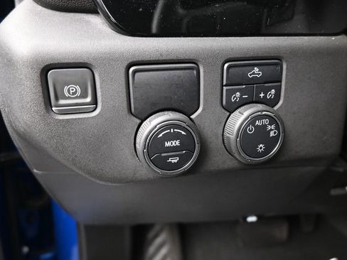 Used 2022 Chevrolet Silverado 1500 LT w/ LPO, Dark Essentials Package RWD image 16