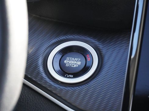 Used 2024 Jeep Grand Cherokee Altitude image 35