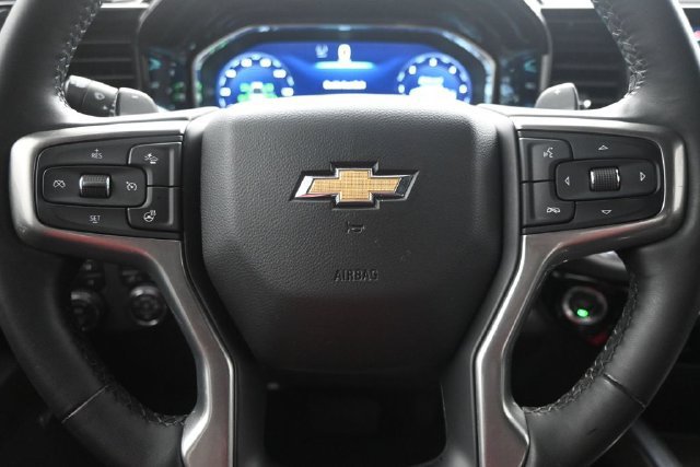 Used 2023 Chevrolet Silverado 1500 LTZ w/ LTZ Premium Package AWD/4WD image 19