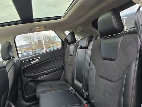 Used 2018 Ford Edge Sport w/ Equipment Group 401A image 12