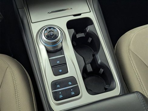 Used 2023 Ford Explorer XLT image 20