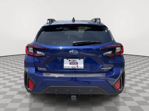 Used 2025 Subaru Crosstrek 2.5i Premium AWD/4WD image 10
