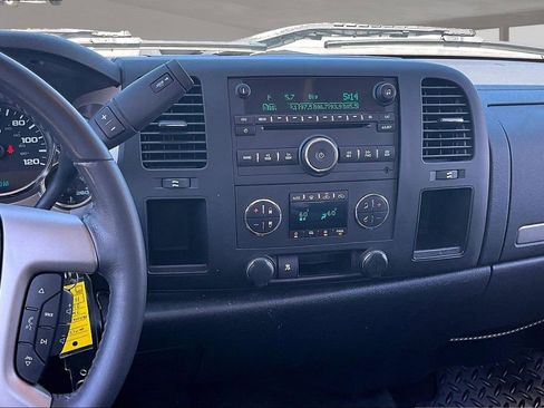 Used 2010 GMC Sierra 1500 SLE w/ Power Pack Plus RWD image 10