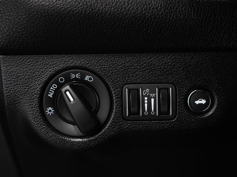 Used 2022 Dodge Challenger SRT Hellcat image 30