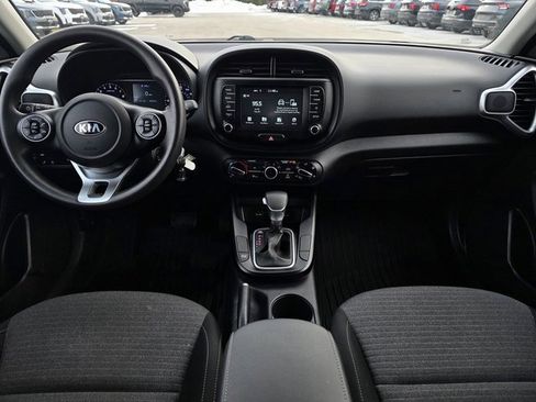 Used 2020 Kia Soul S image 21