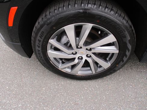 Certified 2023 Chevrolet Equinox LT AWD/4WD image 9