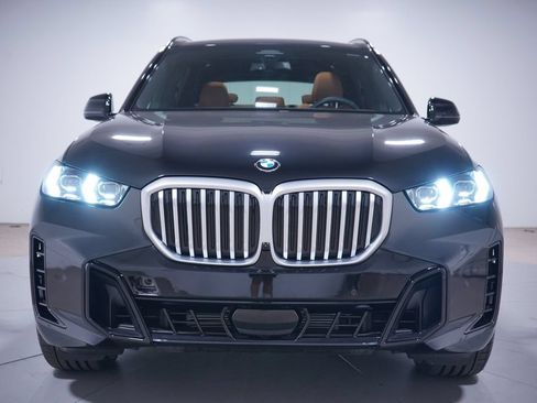 Used 2026 BMW X5 xDrive40i w/ M Sport Package AWD/4WD image 4