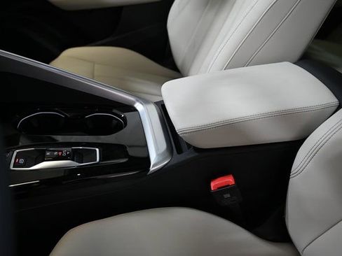 New 2025 Audi Q5 Premium Plus image 25