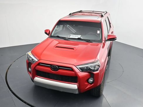 Used 2020 Toyota 4Runner TRD Off-Road Premium w/ Moonroof Package AWD/4WD image 11