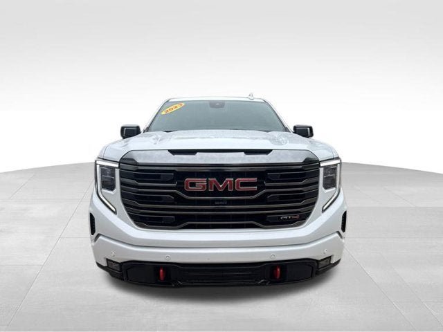 Used 2023 GMC Sierra 1500 AT4 AWD/4WD image 2