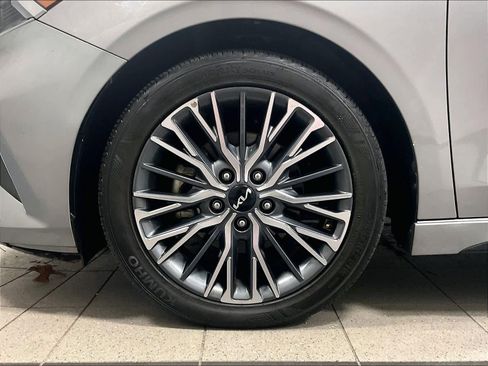 Used 2023 Kia Forte GT-Line image 7