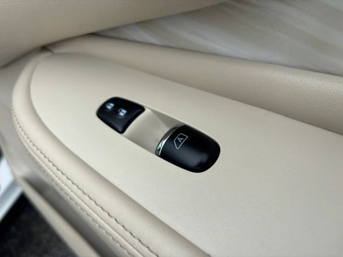 Used 2018 Nissan Murano Platinum FWD image 58