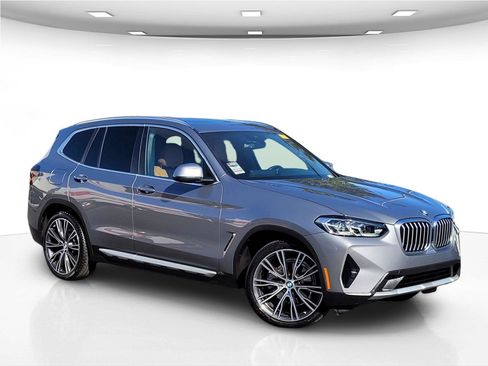 Used 2023 BMW X3 sDrive30i w/ Premium Package w/ZPA RWD image 4