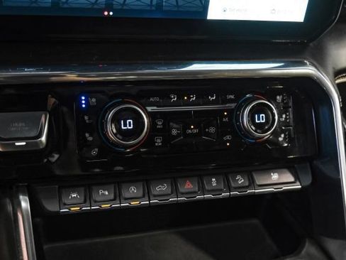 Used 2024 GMC Sierra 1500 Denali Ultimate AWD/4WD image 26