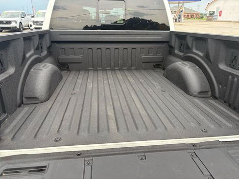 Used 2021 Ford F150 Lariat w/ Equipment Group 502A High AWD/4WD image 12