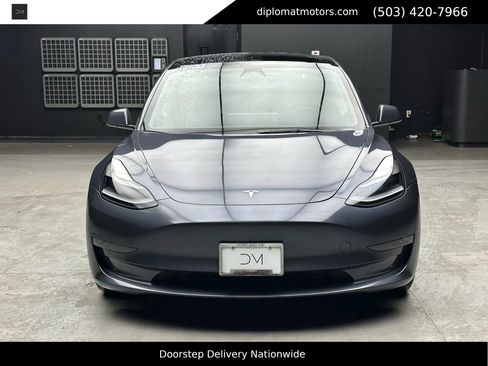 Used 2023 Tesla Model 3 Long Range image 10