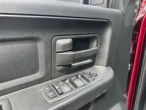 Used 2018 RAM 1500 Express w/ Express Value Package RWD image 19