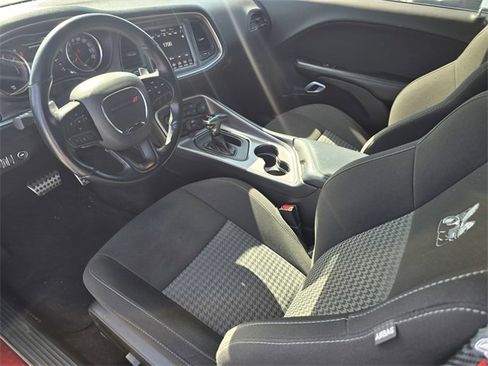 Used 2021 Dodge Challenger R/T Scat Pack w/ Scat Pack Stripe image 15