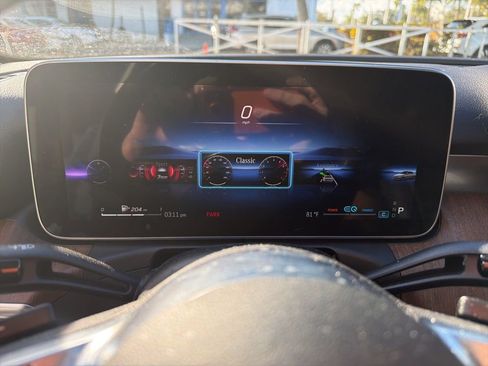 Used 2022 Mercedes-Benz C 300 Sedan image 10