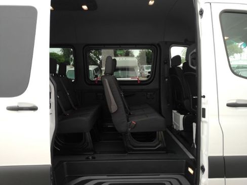 Used 2026 Mercedes-Benz Sprinter 2500 image 5