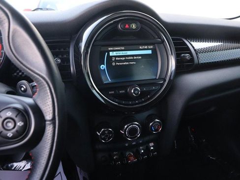 Used 2020 MINI Cooper S image 15