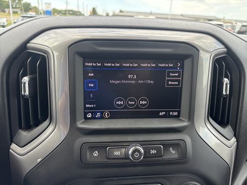 Used 2023 GMC Sierra 1500 Pro w/ Pro Value Package image 20