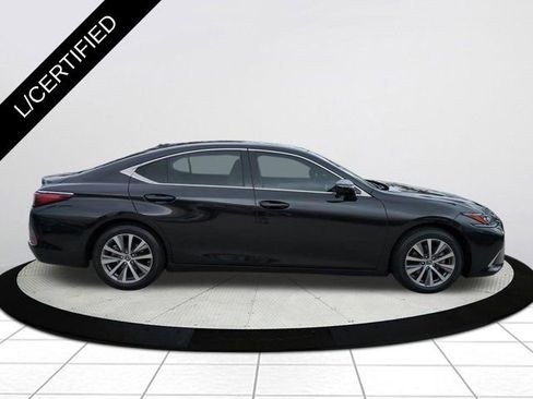 Used 2021 Lexus ES 350 w/ Accessory Package FWD image 3