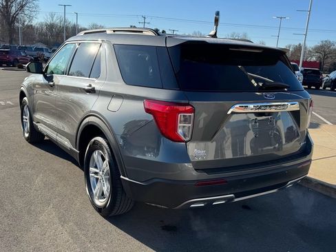 Certified 2024 Ford Explorer XLT w/ Equipment Group 202A AWD/4WD image 5