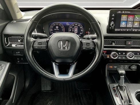 Used 2023 Honda Civic Touring image 5