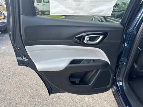 New 2026 Jeep Compass Limited AWD/4WD image 18