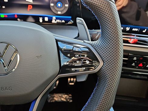 New 2026 Volkswagen Golf w/ Euro Style Package image 17