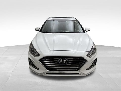 Used 2018 Hyundai Sonata Limited FWD image 3