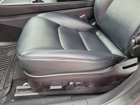 Used 2022 Tesla Model 3 Base image 4