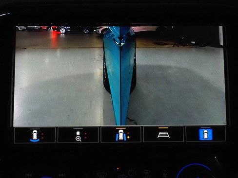 Used 2021 Chevrolet Bolt Premier w/ Infotainment Package image 31