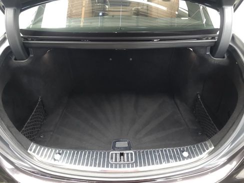 Used 2018 Mercedes-Benz S 560 4MATIC Sedan image 31