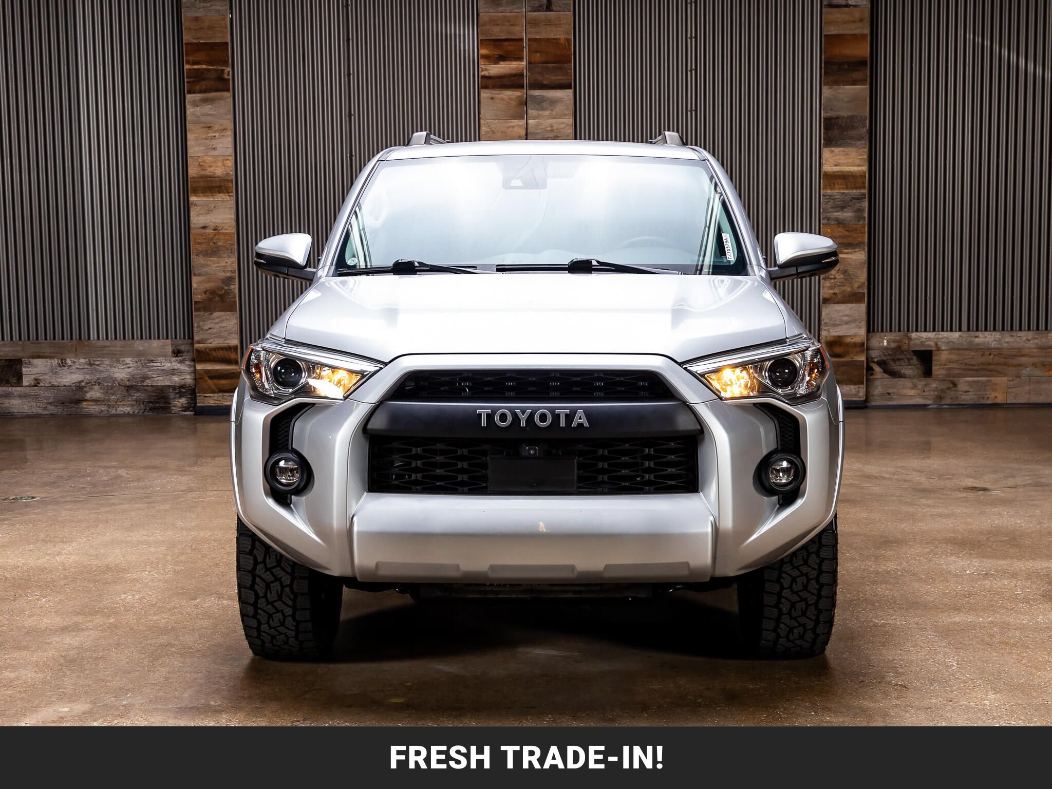 Used 2022 Toyota 4Runner SR5 Premium w/ Moonroof Package RWD image 3