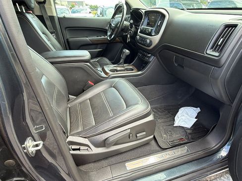 Used 2020 GMC Canyon Denali RWD image 19