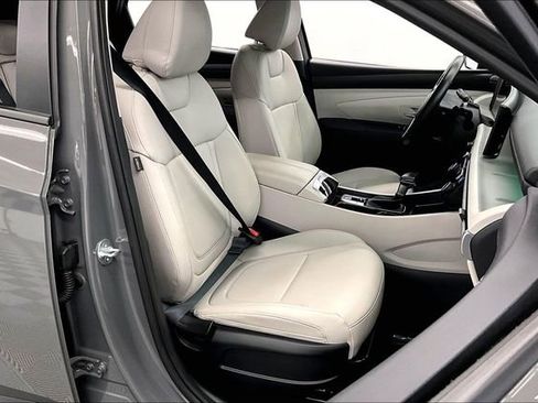 Used 2025 Hyundai Tucson SEL FWD image 8