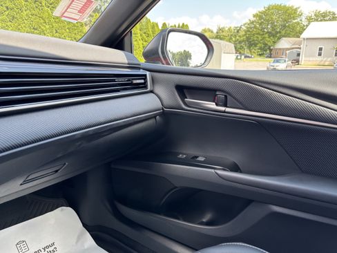 Used 2026 Toyota Camry Hybrid w/ Multimedia Upgrade Package FWD image 23