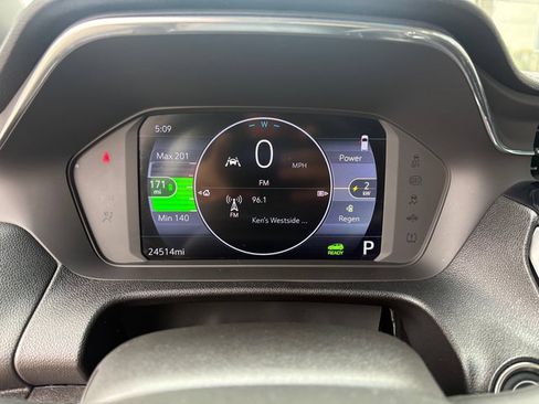 Used 2023 Chevrolet Bolt LT FWD image 21
