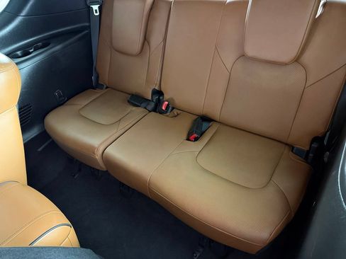 Used 2021 INFINITI QX80 Sensory w/ All-Season Package RWD image 27