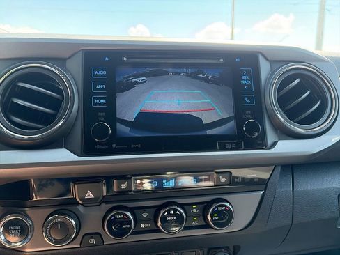 Used 2016 Toyota Tacoma TRD Sport w/ Premium & Technology Package image 20