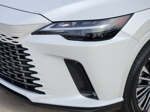 Certified 2025 Lexus RX 350 Premium Plus w/ Accessory Package (Z1) image 6