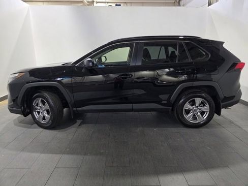 Used 2025 Toyota RAV4 LE image 2