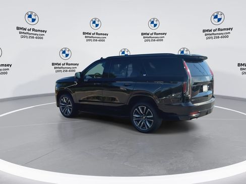 Used 2021 Cadillac Escalade Sport AWD/4WD image 6