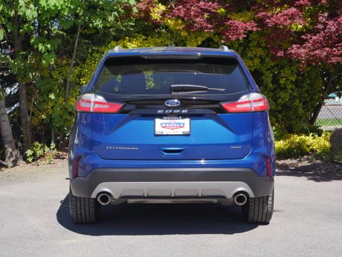 Certified 2022 Ford Edge Titanium w/ Equipment Group 301A AWD/4WD image 23