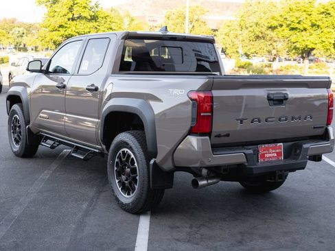 New 2026 Toyota Tacoma TRD Off-Road w/ TRD Off Road Upgrade Package AWD/4WD image 7