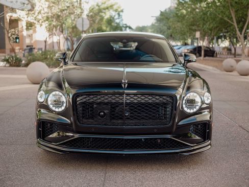 Used 2025 Bentley Flying Spur Plug-In Hybrid AWD/4WD image 2