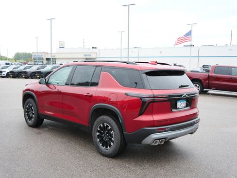 Used 2026 Chevrolet Traverse Z71 w/ Driver Confidence Package AWD/4WD image 5